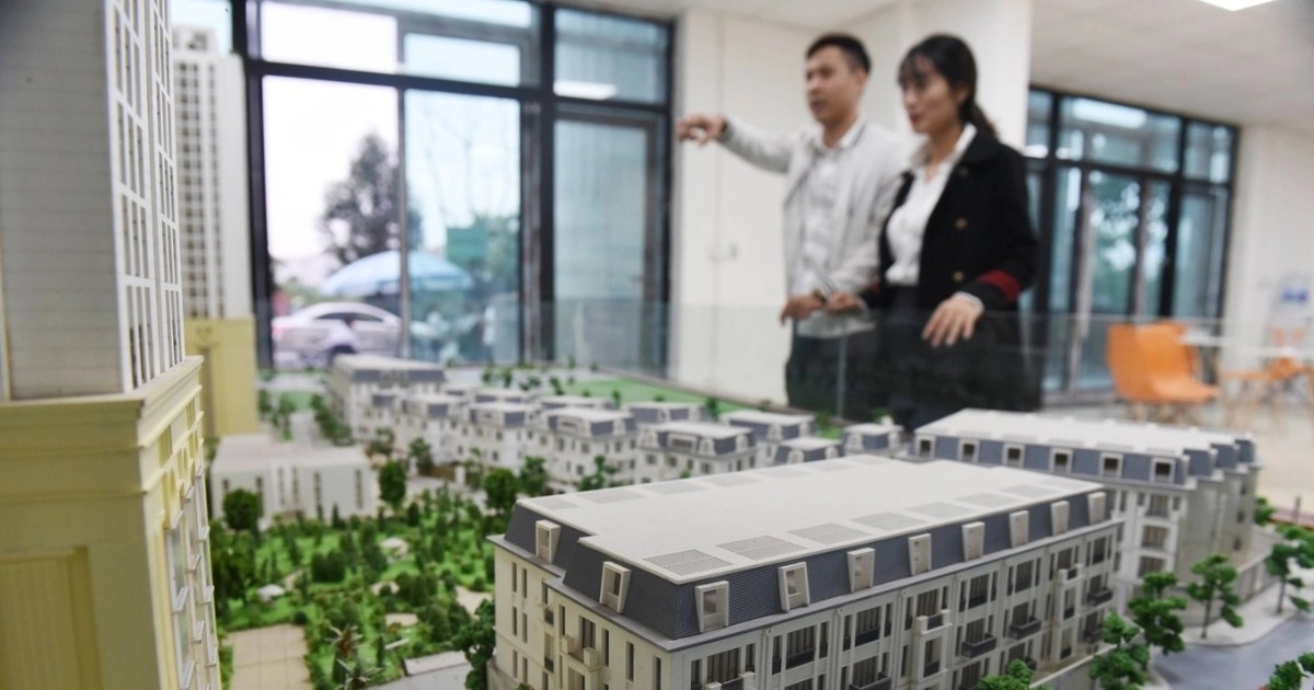 Vợ chồng trẻ mua nhà 4,6 tỷ đồng: Áp lực trả 60 triệu/tháng khi lãi suất vay neo cao
